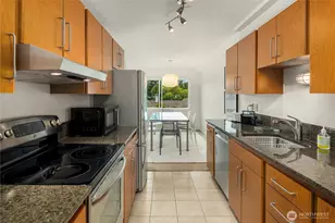 2501 Canterbury Ln E, Seattle, WA 98112 - Photo 14