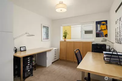 2501 Canterbury Lane E #319, Seattle, WA 98112 - Photo 20