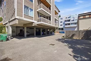 2334 NE 102nd St, Seattle, WA 98125 - Photo 24