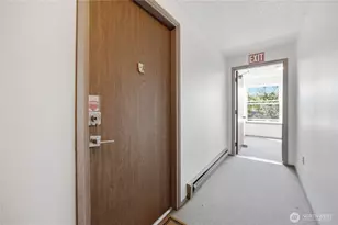2334 NE 102nd St, Seattle, WA 98125 - Photo 22