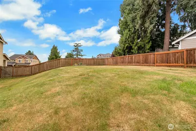 6423 3rd Street Ct E, Fife, WA 98424 - Photo 4