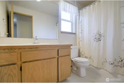 2725 27th Avenue SW, Olympia, WA 98512 - Photo 24