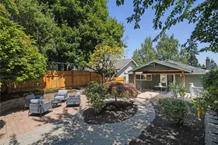 5547 38th Ave NE, Seattle, WA 98105 - Photo 32