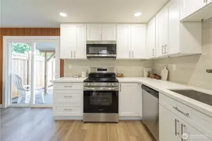 8801 13th St NE, Lake Stevens, WA 98258 - Photo 16
