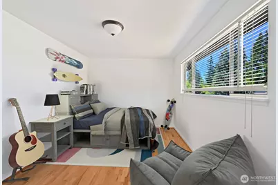 305 NW 198th Street, Shoreline, WA 98177 - Photo 28