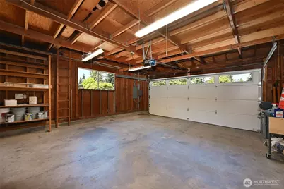 305 NW 198th Street, Shoreline, WA 98177 - Photo 34