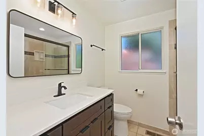 305 NW 198th Street, Shoreline, WA 98177 - Photo 32