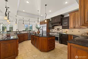 21125 Church Lake Dr E, Bonney Lake, WA 98391 - Photo 8