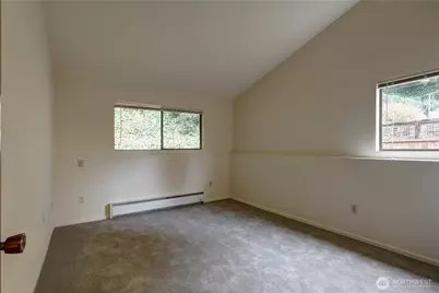 11643 91st Place NE, Kirkland, WA 98034 - Photo 8