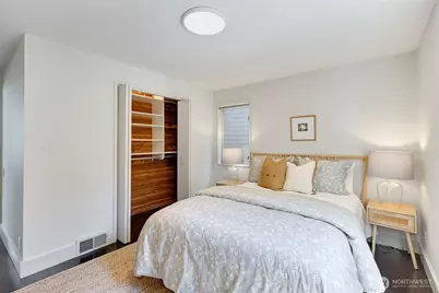 1819 39th Avenue E, Seattle, WA 98112 - Photo 18