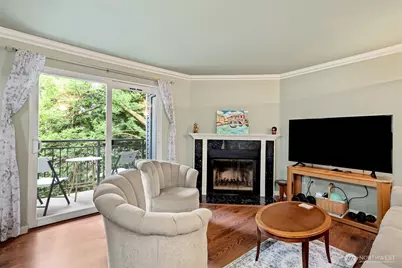 12704 NE 144th Street #A204, Kirkland, WA 98034 - Photo 1