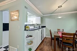 12704 NE 144th St, Kirkland, WA 98034 - Photo 10