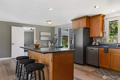 715 NE Redbud Lane, Bremerton, WA 98311 - Photo 10