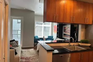 2721 1st Ave, Seattle, WA 98121 - Photo 4