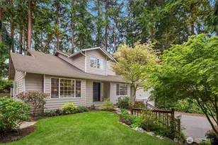 8934 218th St SW, Edmonds, WA 98026 - Photo 2