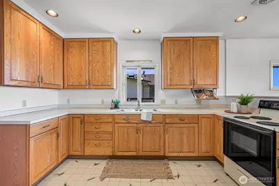 1016 12th Street, Bellingham, WA 98225 - Photo 18