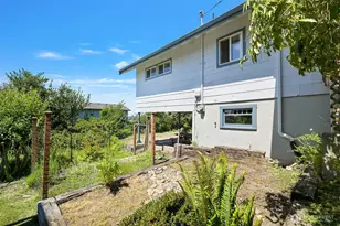 1016 12th St, Bellingham, WA 98225 - Photo 28