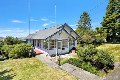 1016 12th Street, Bellingham, WA 98225 - Photo 2