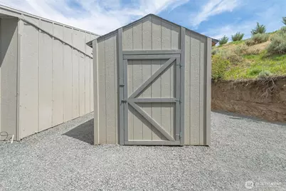 749 Wheeler Hill Road, Wenatchee, WA 98801 - Photo 16