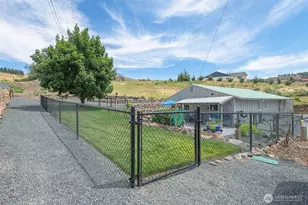 749 Wheeler Hill Rd, Wenatchee, WA 98801 - Photo 4