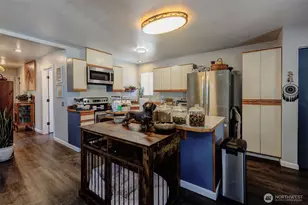 749 Wheeler Hill Rd, Wenatchee, WA 98801 - Photo 28