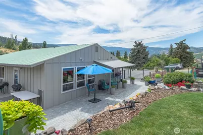 749 Wheeler Hill Road, Wenatchee, WA 98801 - Photo 2