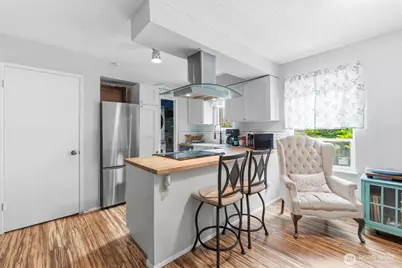 8442 26th Avenue SW #A, Seattle, WA 98106 - Photo 8