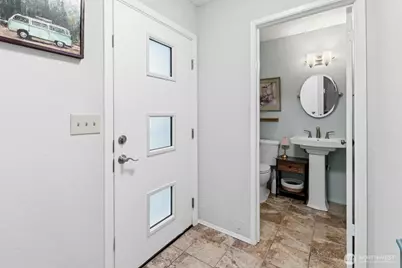 8442 26th Avenue SW #A, Seattle, WA 98106 - Photo 2