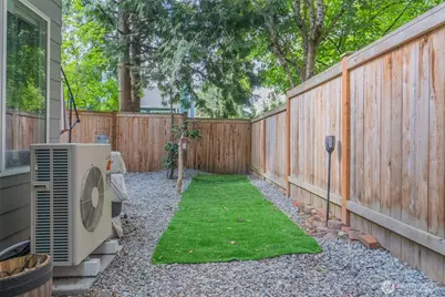 8442 26th Avenue SW #A, Seattle, WA 98106 - Photo 18