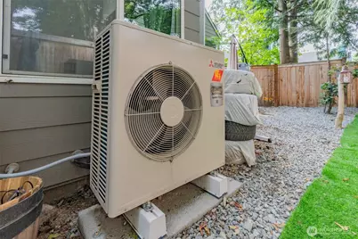 8442 26th Avenue SW #A, Seattle, WA 98106 - Photo 20