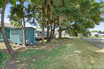 405 W 4th Street, Centralia, WA 98531 - Photo 30