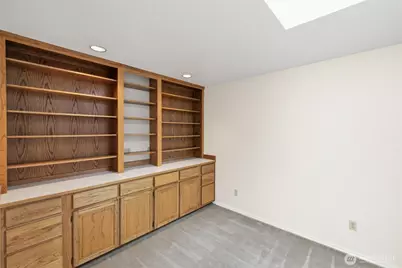20015 Island Parkway E, Lake Tapps, WA 98391 - Photo 26