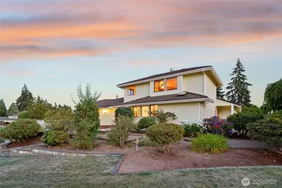 20015 Island Parkway E, Lake Tapps, WA 98391 - Photo 16