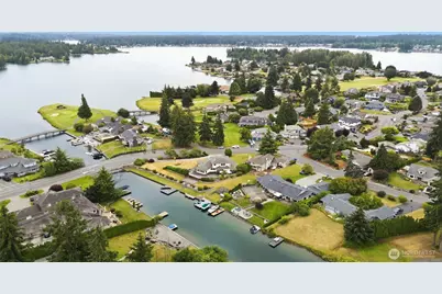 20015 Island Parkway E, Lake Tapps, WA 98391 - Photo 38