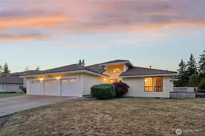 20015 Island Parkway E, Lake Tapps, WA 98391 - Photo 14
