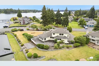 20015 Island Parkway E, Lake Tapps, WA 98391 - Photo 4