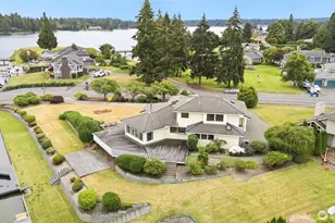20015 Island Pkwy E, Lake Tapps, WA 98391 - Photo 4