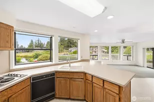 20015 Island Pkwy E, Lake Tapps, WA 98391 - Photo 20