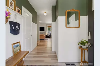 507 B Minnesota Street N, Rainier, WA 98576 - Photo 4
