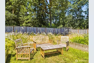 507 B Minnesota Street N, Rainier, WA 98576 - Photo 36