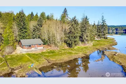 730 E North Bay Road, Allyn, WA 98524 - Photo 2