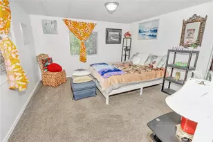1298 NE Steele Creek Dr, Bremerton, WA 98311 - Photo 10