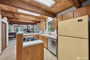 101 Cascade Dr, Packwood, WA 98361 - Photo 10