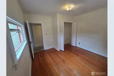 14337 Burke Avenue N, Seattle, WA 98133 - Photo 14