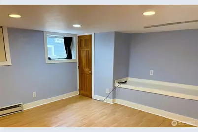 303 N 64th Street, Seattle, WA 98103 - Photo 20