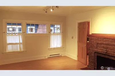 303 N 64th Street, Seattle, WA 98103 - Photo 14