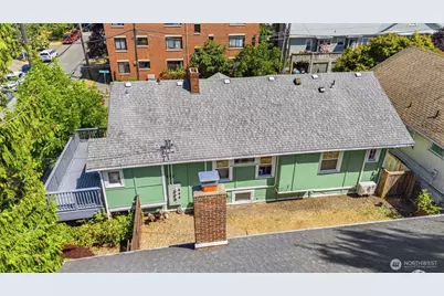 303 N 64th Street, Seattle, WA 98103 - Photo 6