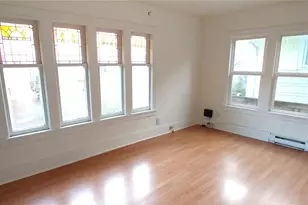 303 N 64th St, Seattle, WA 98103 - Photo 12
