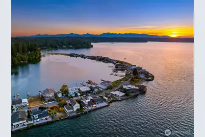 15670 NE Point Monroe Drive, Bainbridge Island, WA 98110 - Photo 36