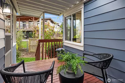 10945 Forest Avenue S, Seattle, WA 98178 - Photo 22